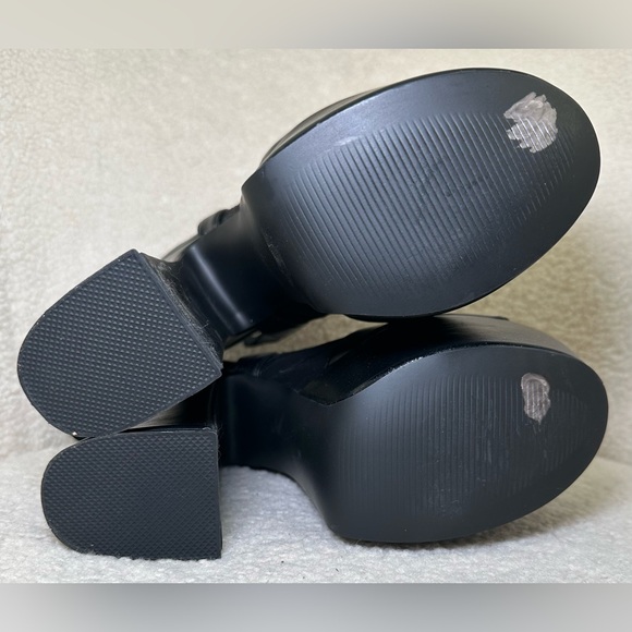 Dolls Kill Trickz N’ Treatz Weave The Night black platform heels spider web 7 - Picture 9 of 12